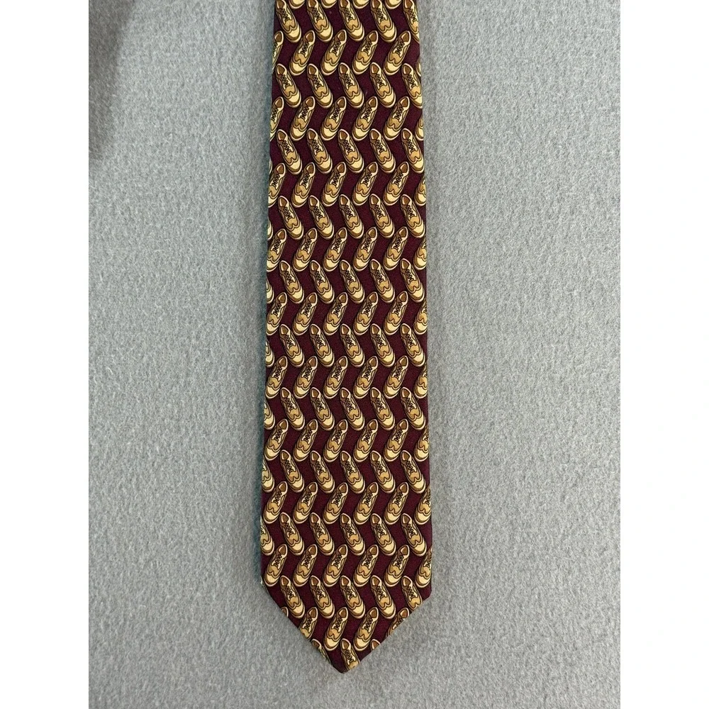 Vintage Brooks Brothers Tie‎ Mens One Size Red Silk Shoes Car Print Made USA
